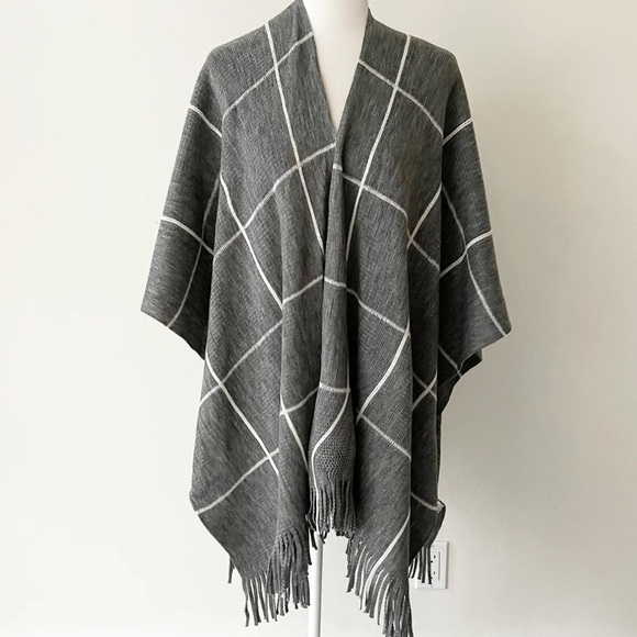 LOFT Plaid Fringe Wrap Gray/White - Picture 3 of 7